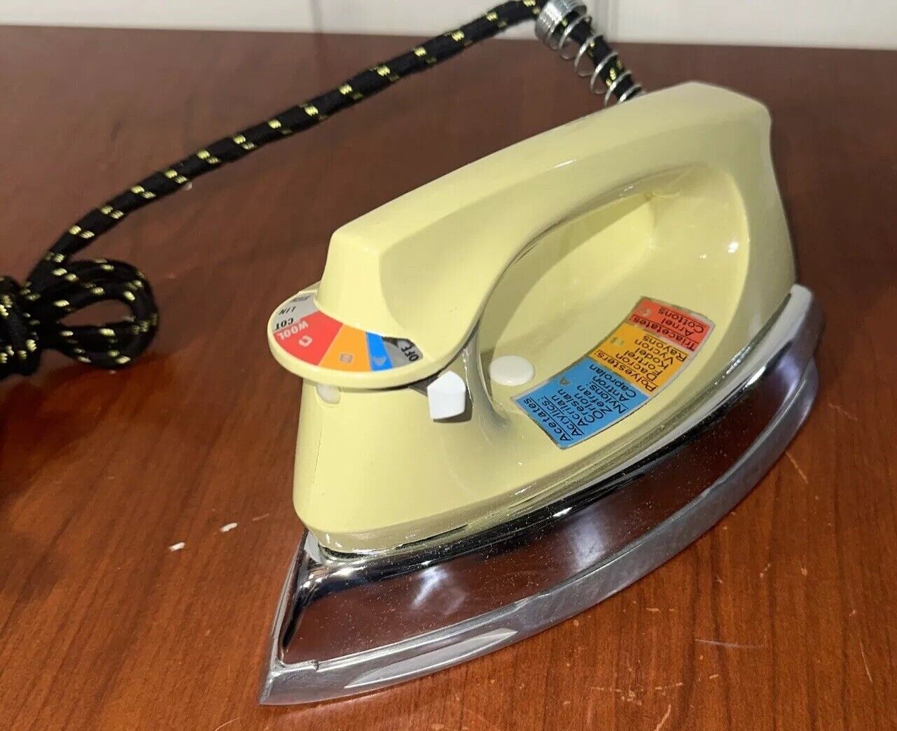 Vintage Starflite Proctor-Silex Electric Iron ~ In Box ~ Never Used