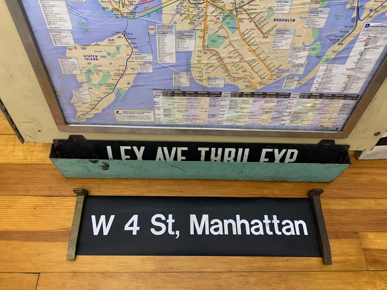 NY NYC SUBWAY ROLL SIGN WEST 4 STREET MANHATTAN WASHINGTON SQUARE BROADWAY ART