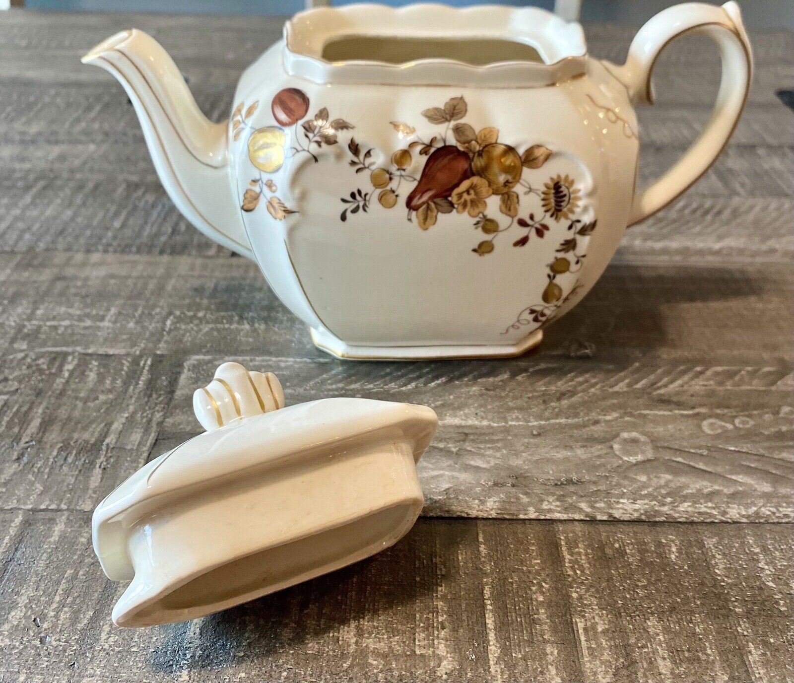 JU Sadler Teapot made in England No. 2855 Fine Bone China Fruit and Flowers