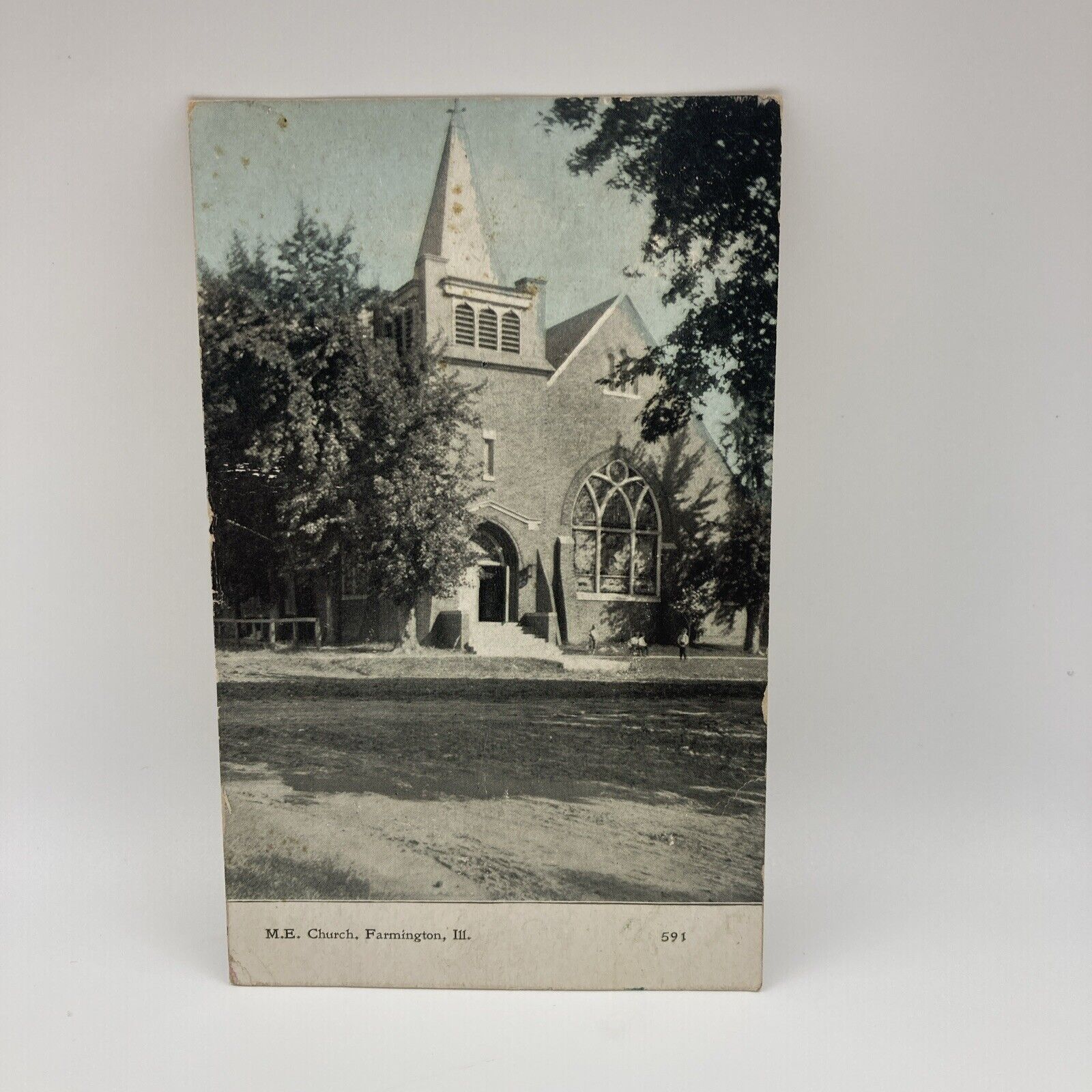 Vintage Postcard M.E. Church, Farmington, Illinois 