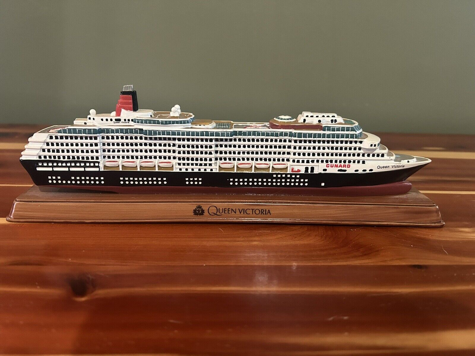 Cunard Queen Victoria Model resin 