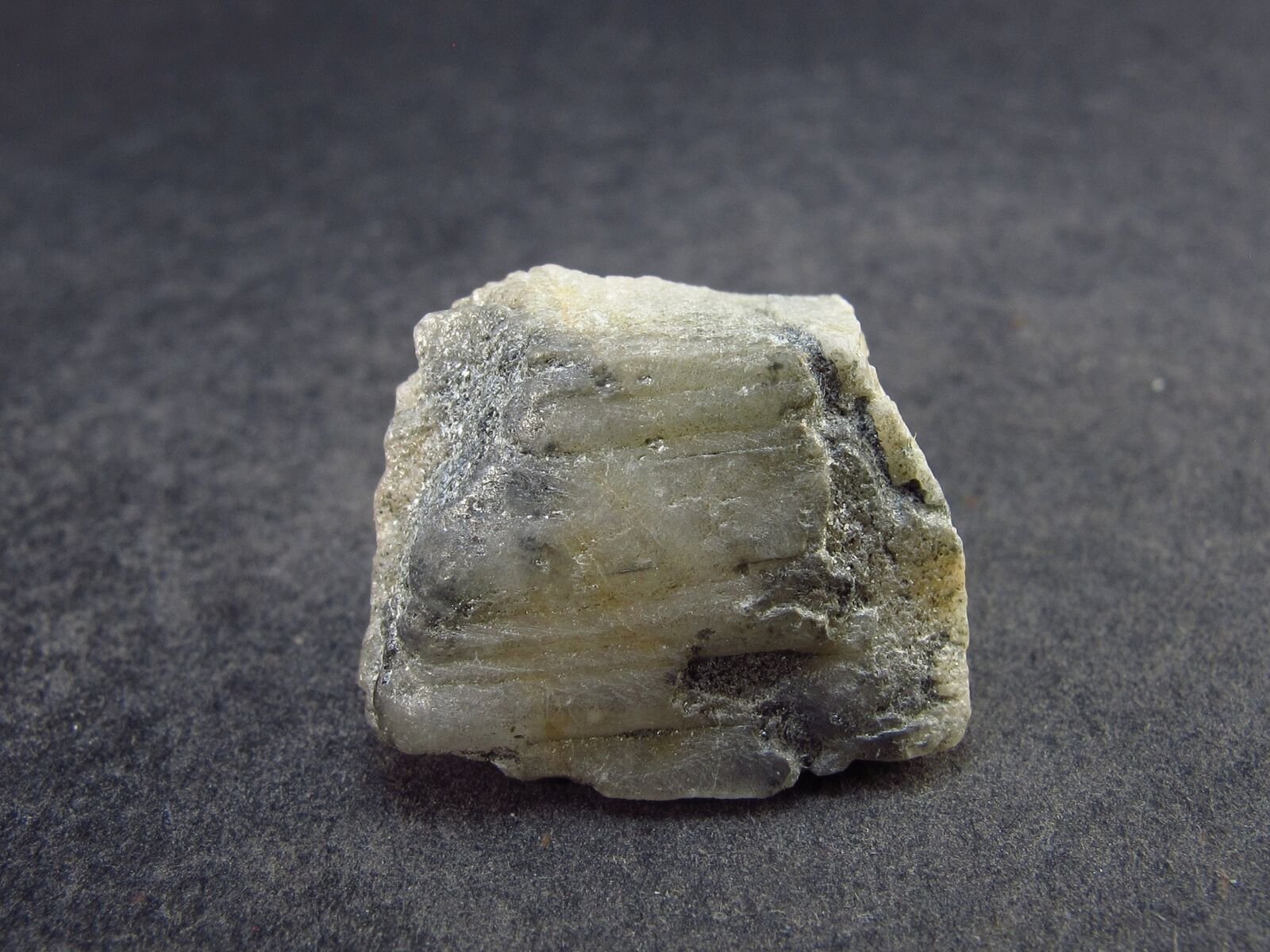 Phenakite Phenacite Crystal From Brazil - 7.14 Grams - 0.8\