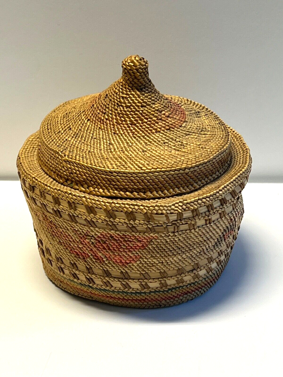 Antique Alaskan Hand Woven Basket; Large with Lid; Early 1900s; Lot 21