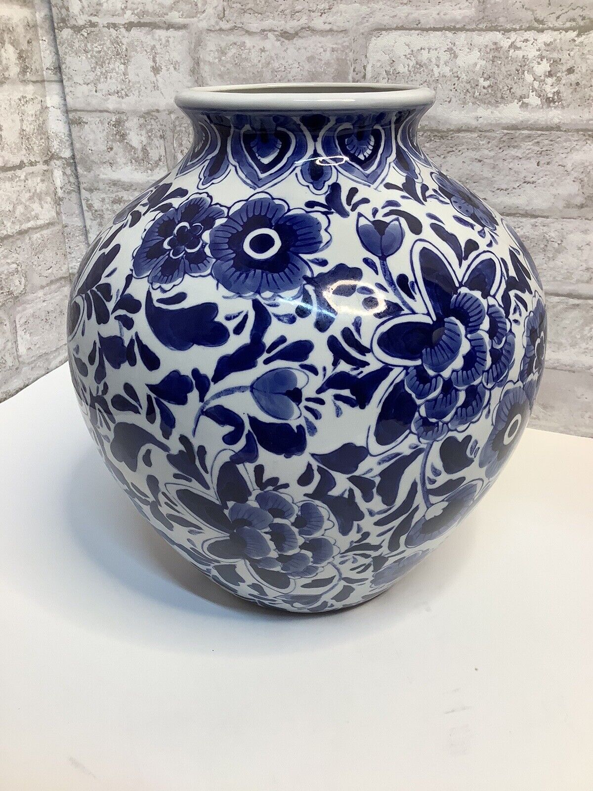 Vintage Blue & White Vase Ceramic Floral Rare Asian Chinese Large 10.5” x 9”