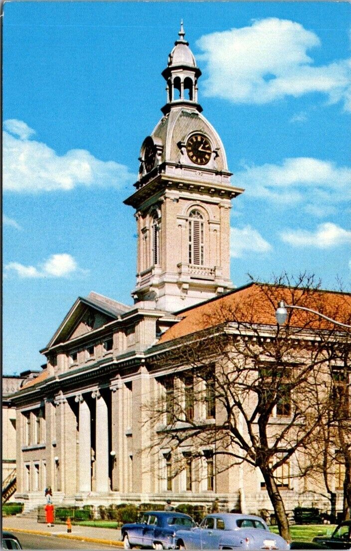 postcard Franklin County Court House Brookville Indiana 2304