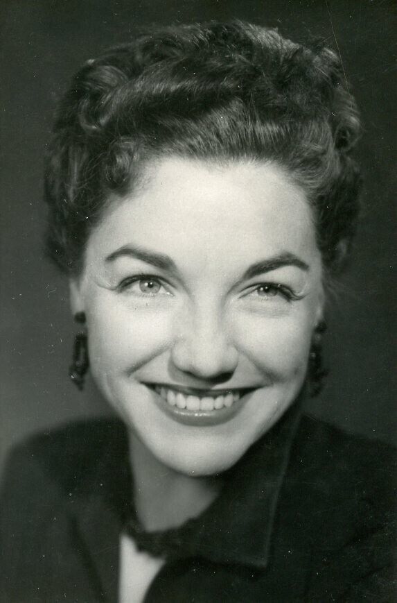 Y912 Original Vintage Photo SMILING WOMAN c Mid Century