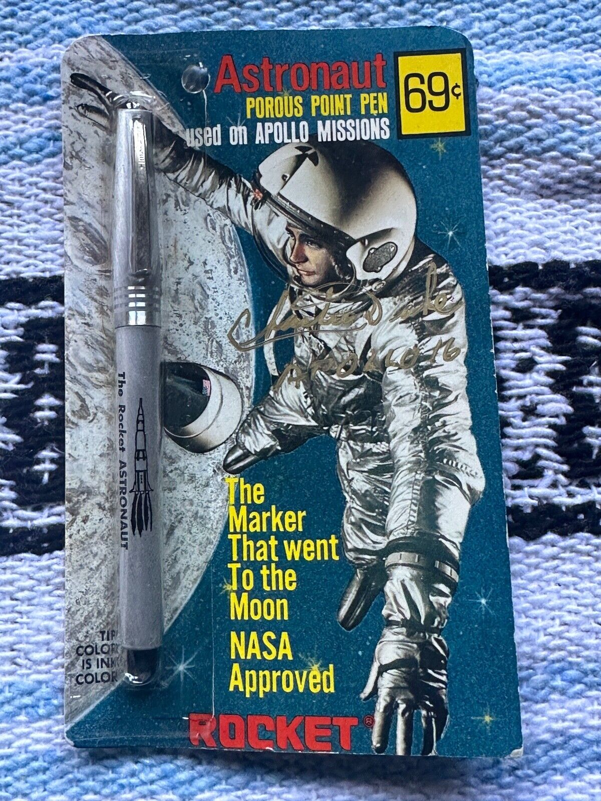 Sealed Vintage Duro Astronaut Apollo Rocket Space Pen NASA SIGNED - CHARLIE DUKE
