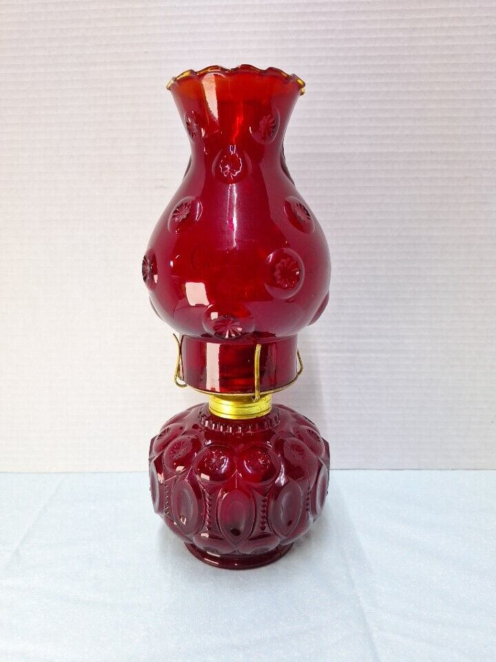 Vintage L. E. SMITH Moon & Star Red Glass Hurricane Oil Kerosene Lamp Lantern