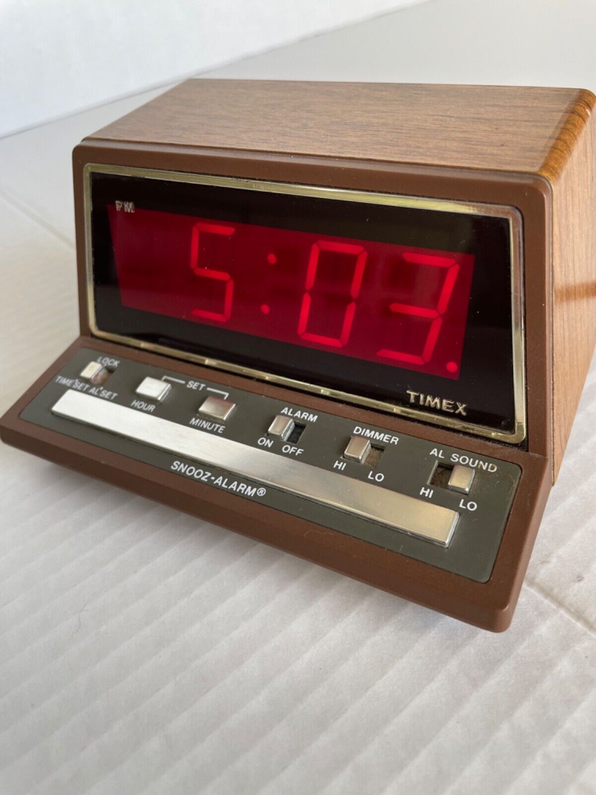 Vintage Digital Timex Alarm Clock Model 5208-5 Wood-grain Made In Japan Tested.