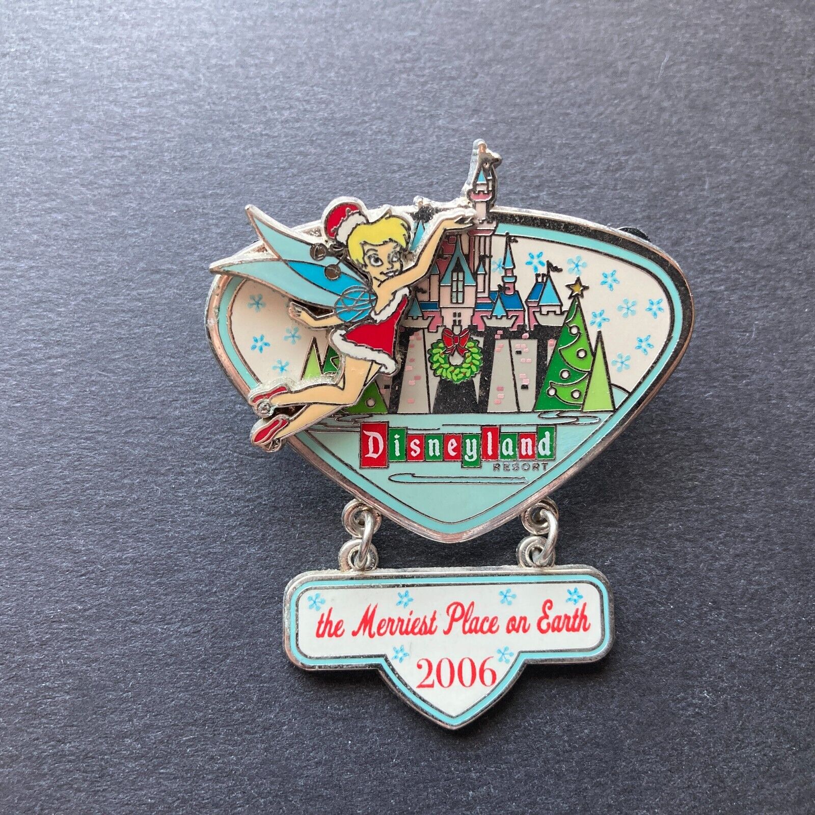 DLR - Merriest Place on Earth 2006 - Tinker Bell - Dangle Disney Pin 50718