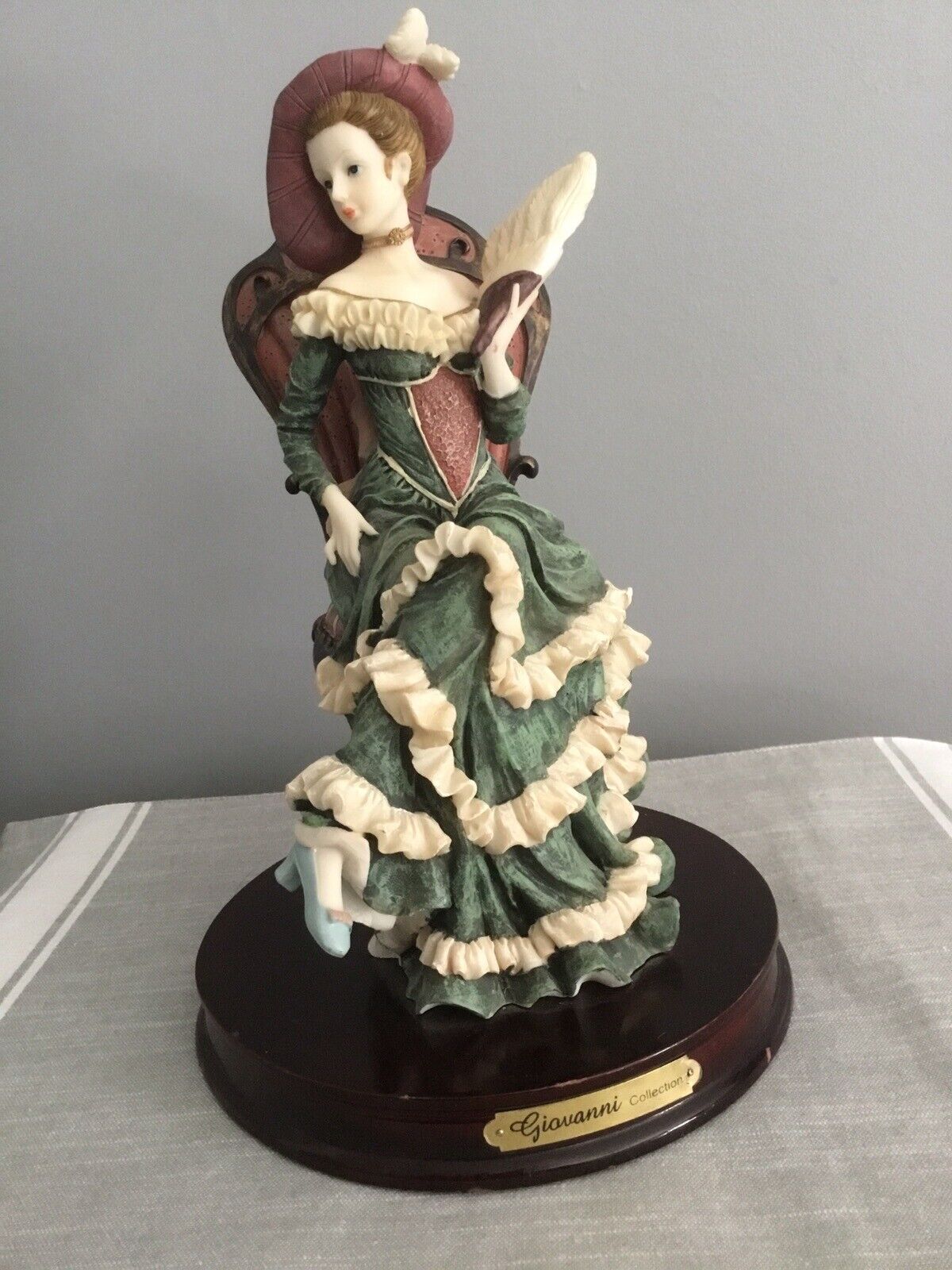 Giovanni Collection Woman Holding Fan RARE Figurine Wooden Base