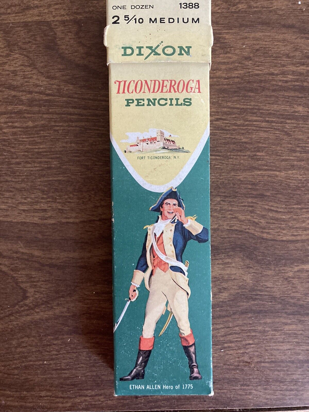 Vintage Dixon Ticonderoga Pencils 1388 No. 2 5/10 Medium One Dozen Read Descr