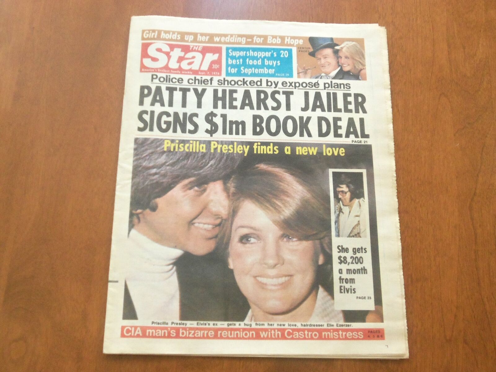 1976 SEPTEMBER 7 THE STAR NEWSPAPER- PRISCILLA PRESLEY FINDS A NEW LOVE- NP 4687