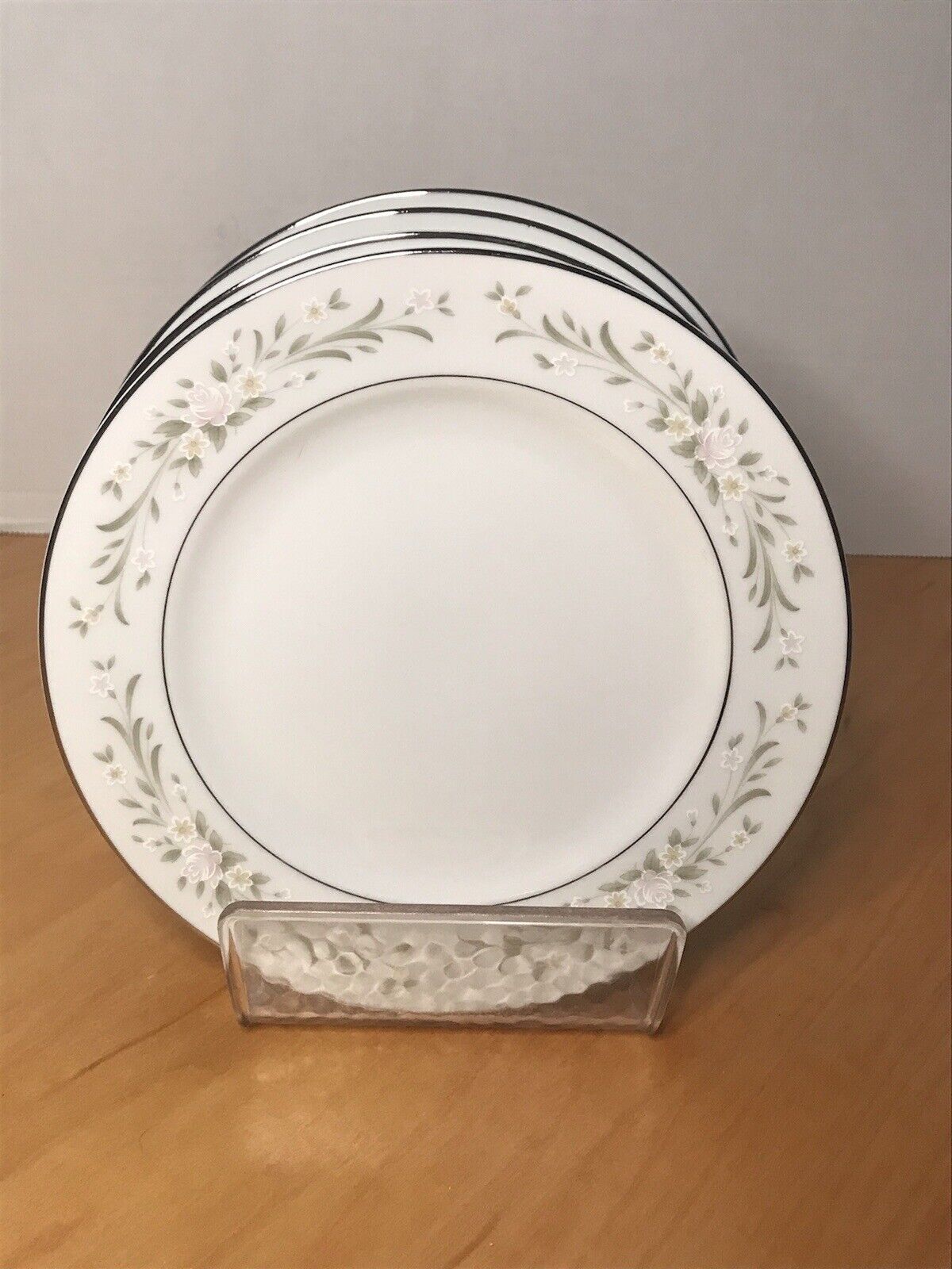 Vintage 479 Larksong By LynnBrooke Fine China 10.68” Dinner Plates Set of 4