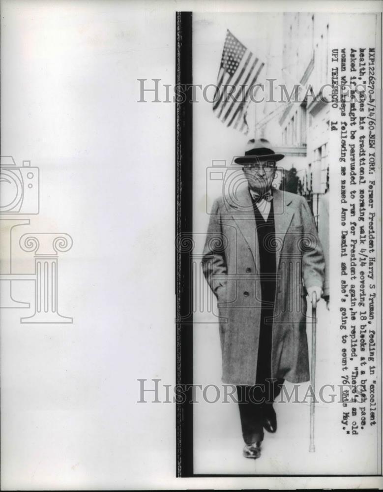1960 Press Photo Harry S. Truman during his morning walk at New York City
