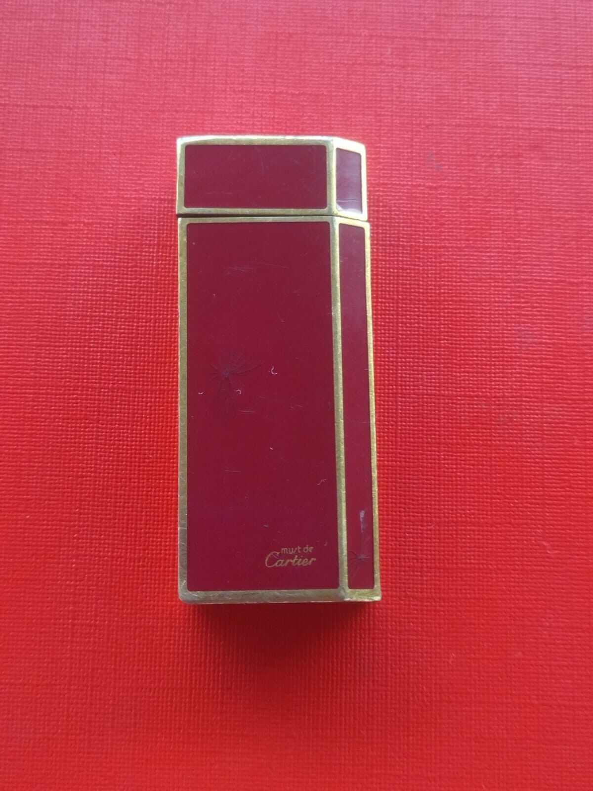 Vintage Must De Cartier  Red Lighter  52138M RubyRed & Gold Tone Swiss Made