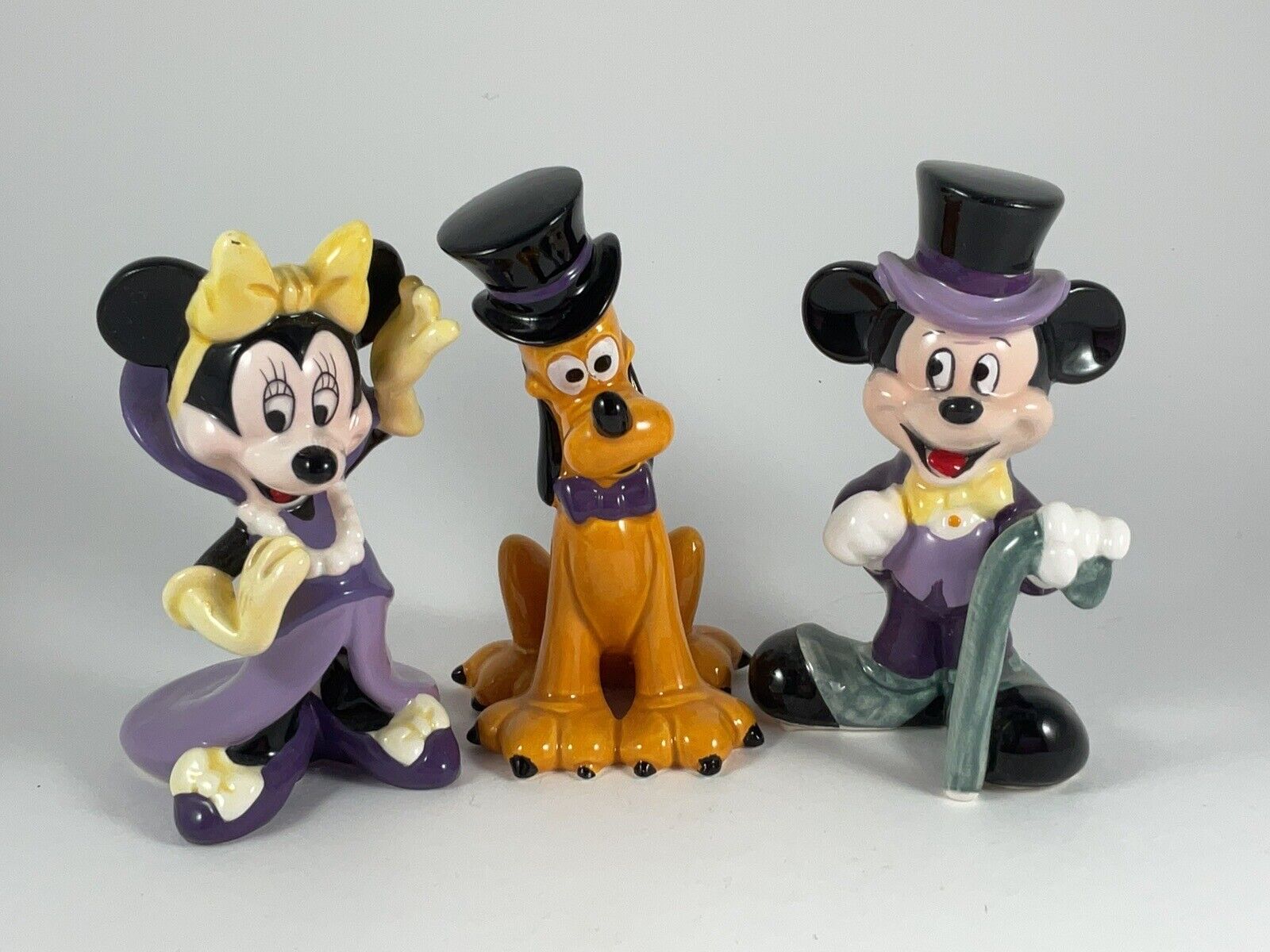 Disney’s Mickey, Minnie & Goofy Dressed In Lavender Going To A Premier 3-pc.