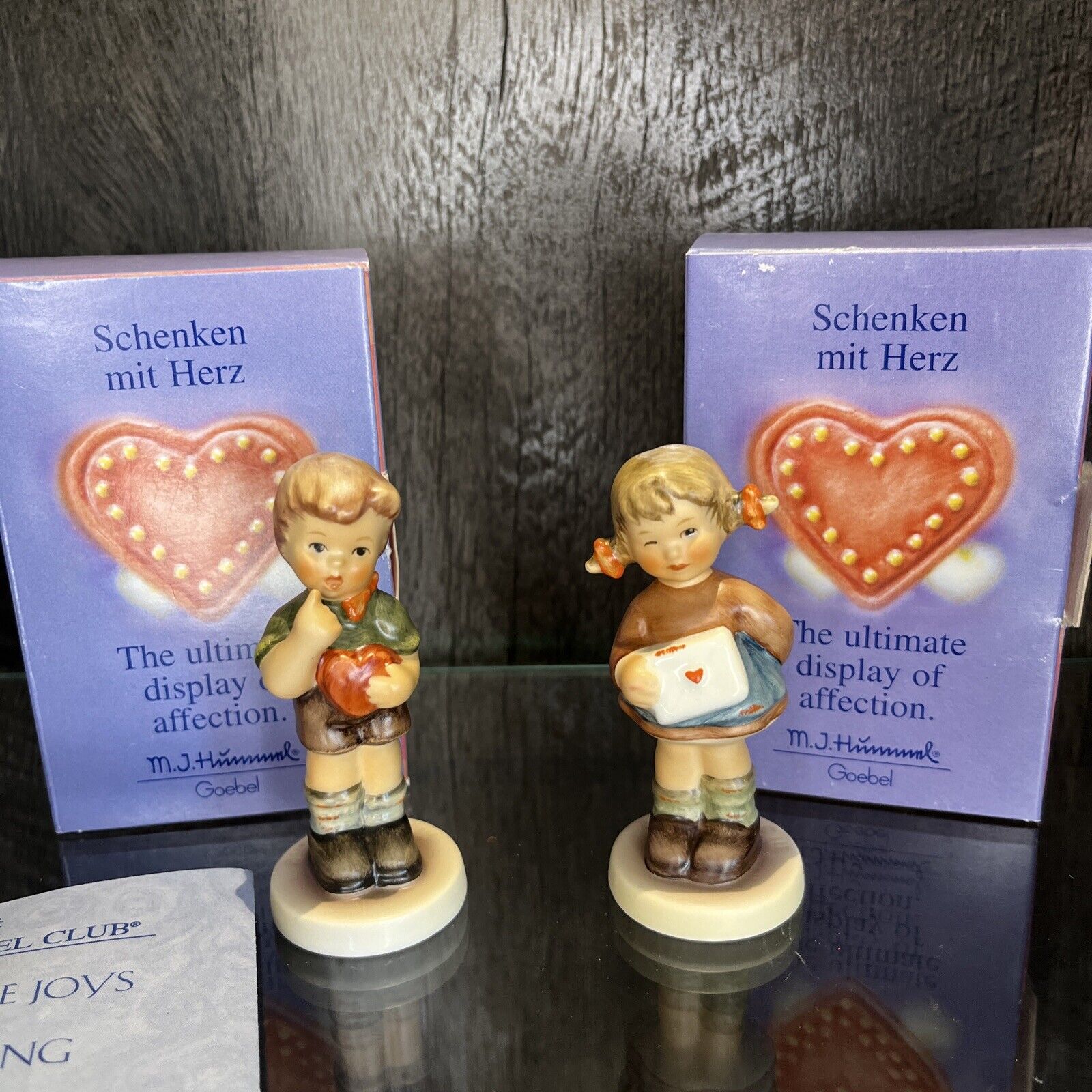 (2) Hummel FIRST EDITION Figurines Messages of Love 2050/A Be Mine 2050/B W/BOX