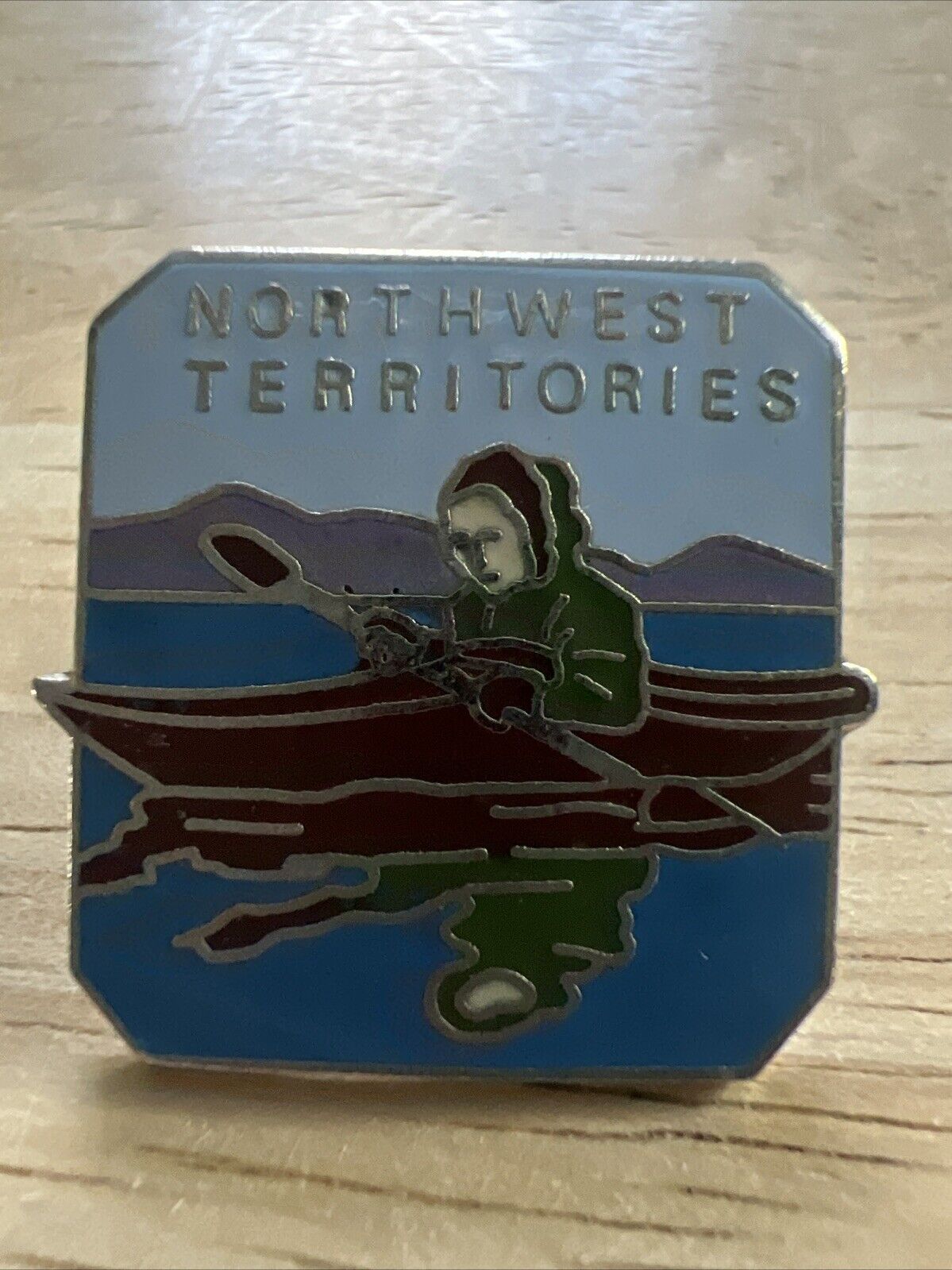 Nice Vintage INUVIK NWT Canada North West Territories Canoeing Pin Rare 