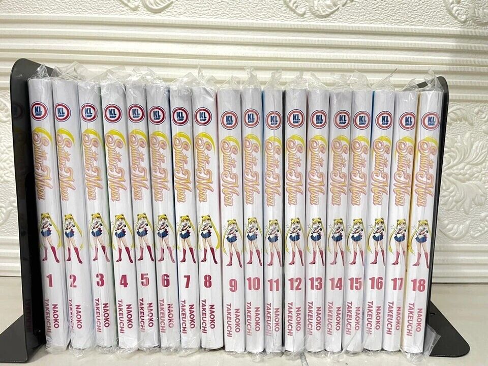 Comics Sailor Moon English Complete Volume (1-18) Book Magazines Manga Japenese