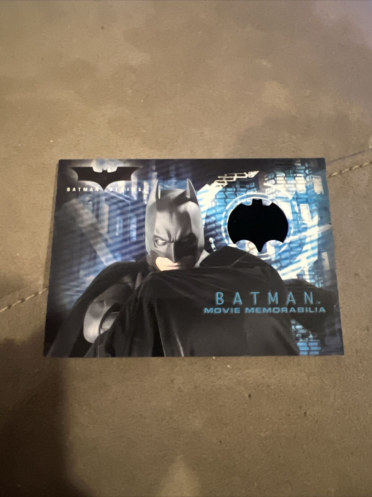 2005 Topps Batman Begins Batman’s Cape Memorabilia Movie Card Christian Bale