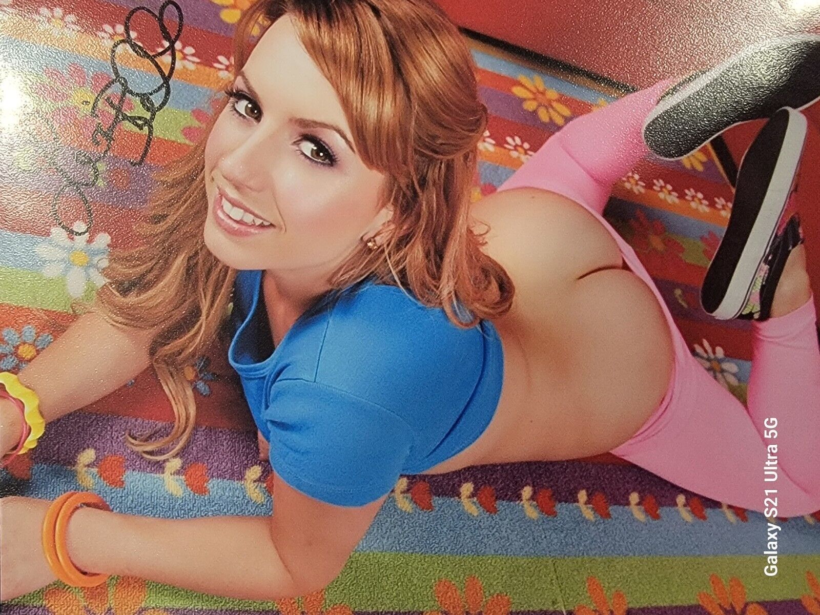 Lexi Belle Signed Photo