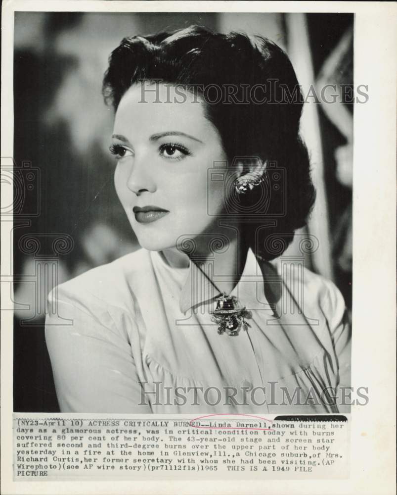 1949 Press Photo Stage and screen actress Linda Darnell - afa30913