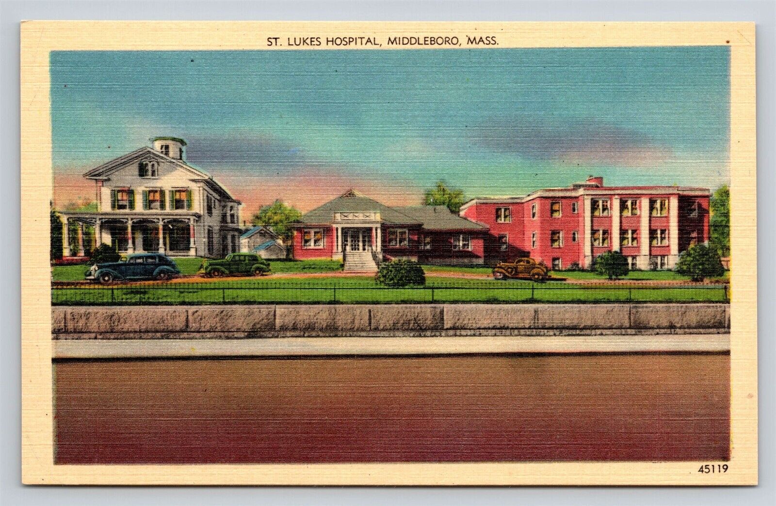 Middleboro MA St. Luke\'s Hospital Vtg Postcard View