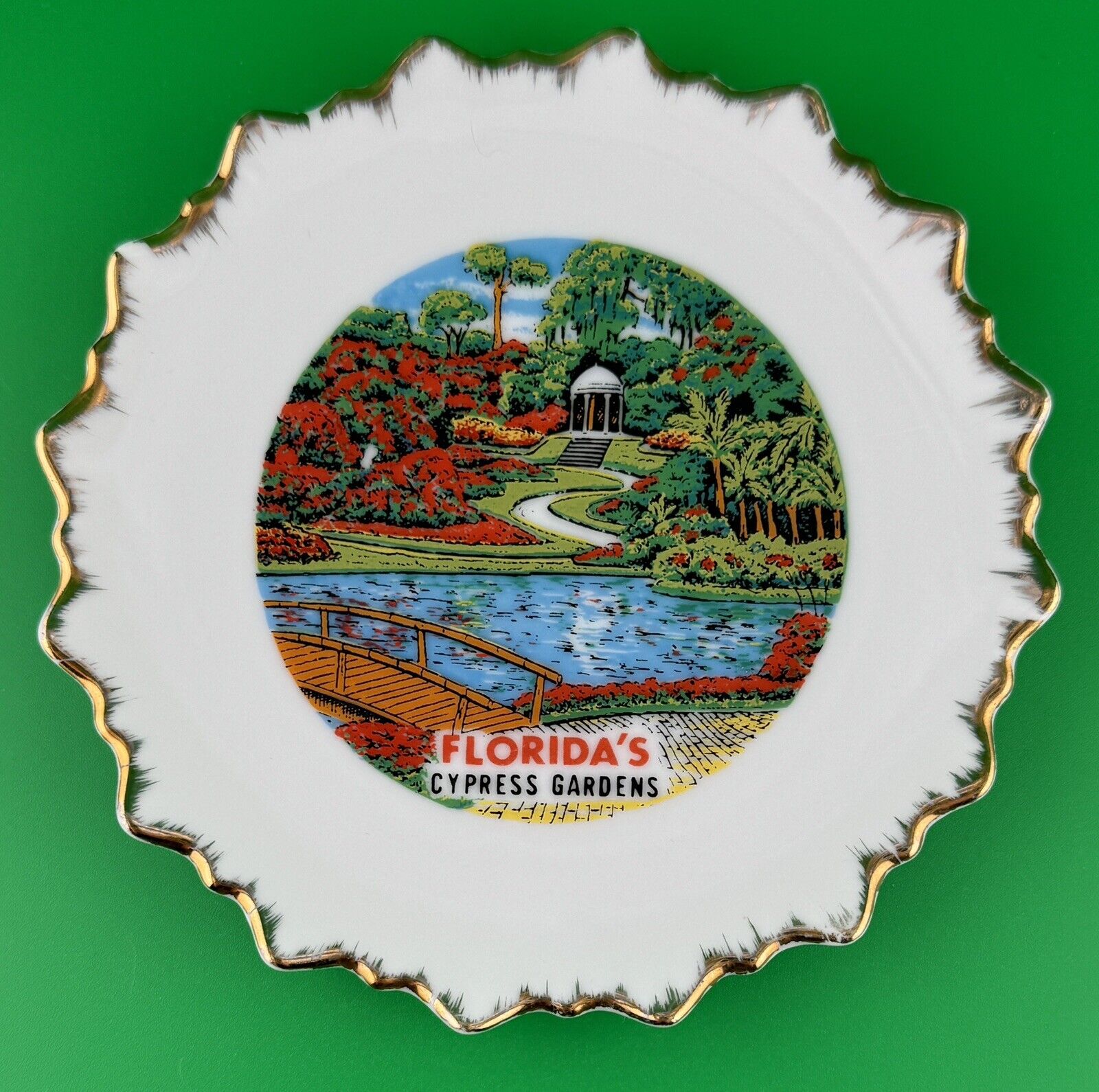 Vintage Florida’s CYPRESS GARDENS Souvenir Plate Ceramic 5”