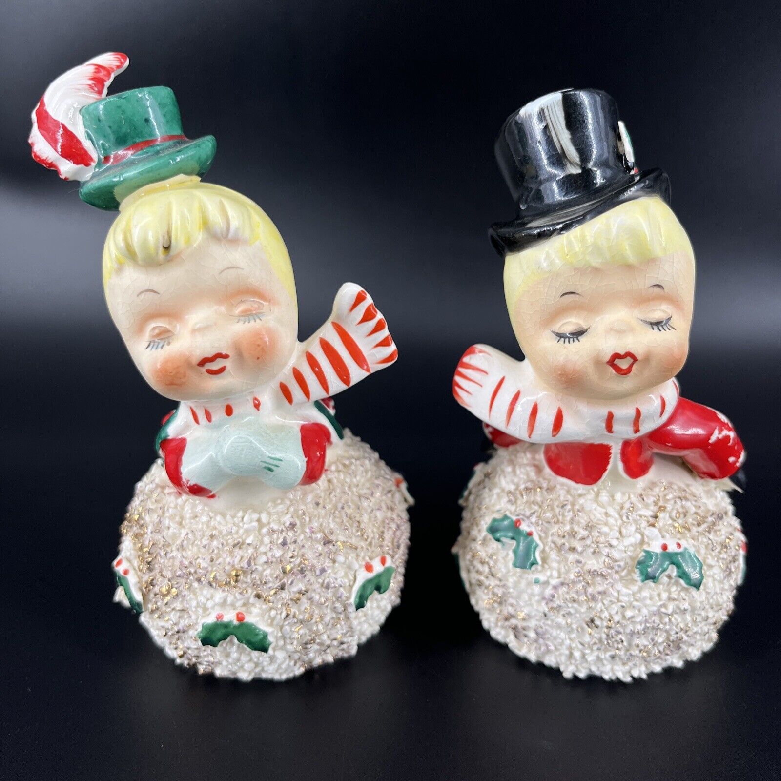 Vintage Geo Z Lefton Christmas Snowball Kissing Couple Bells Set 