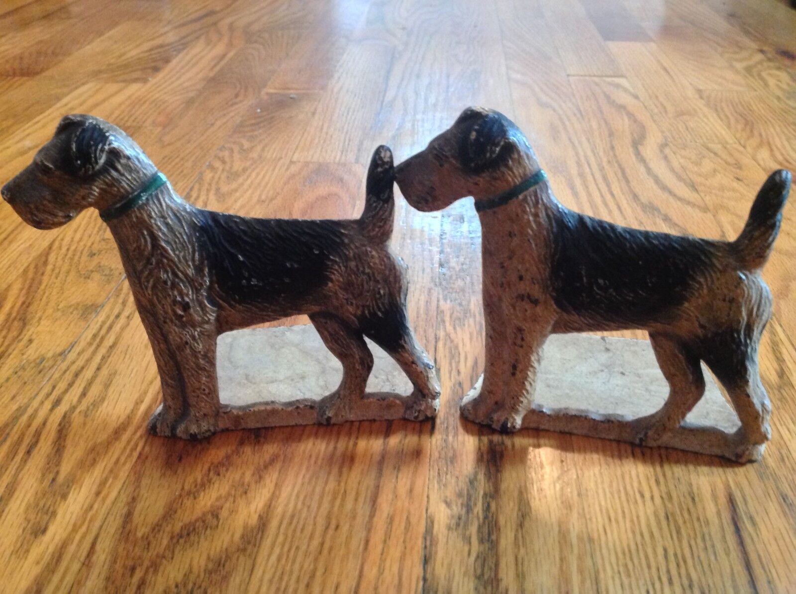 PAIR OF ANTIQUE SPENCER FOUNDRY CAST IRON TERRIER DOG BOOKENDS DOORSTOPS