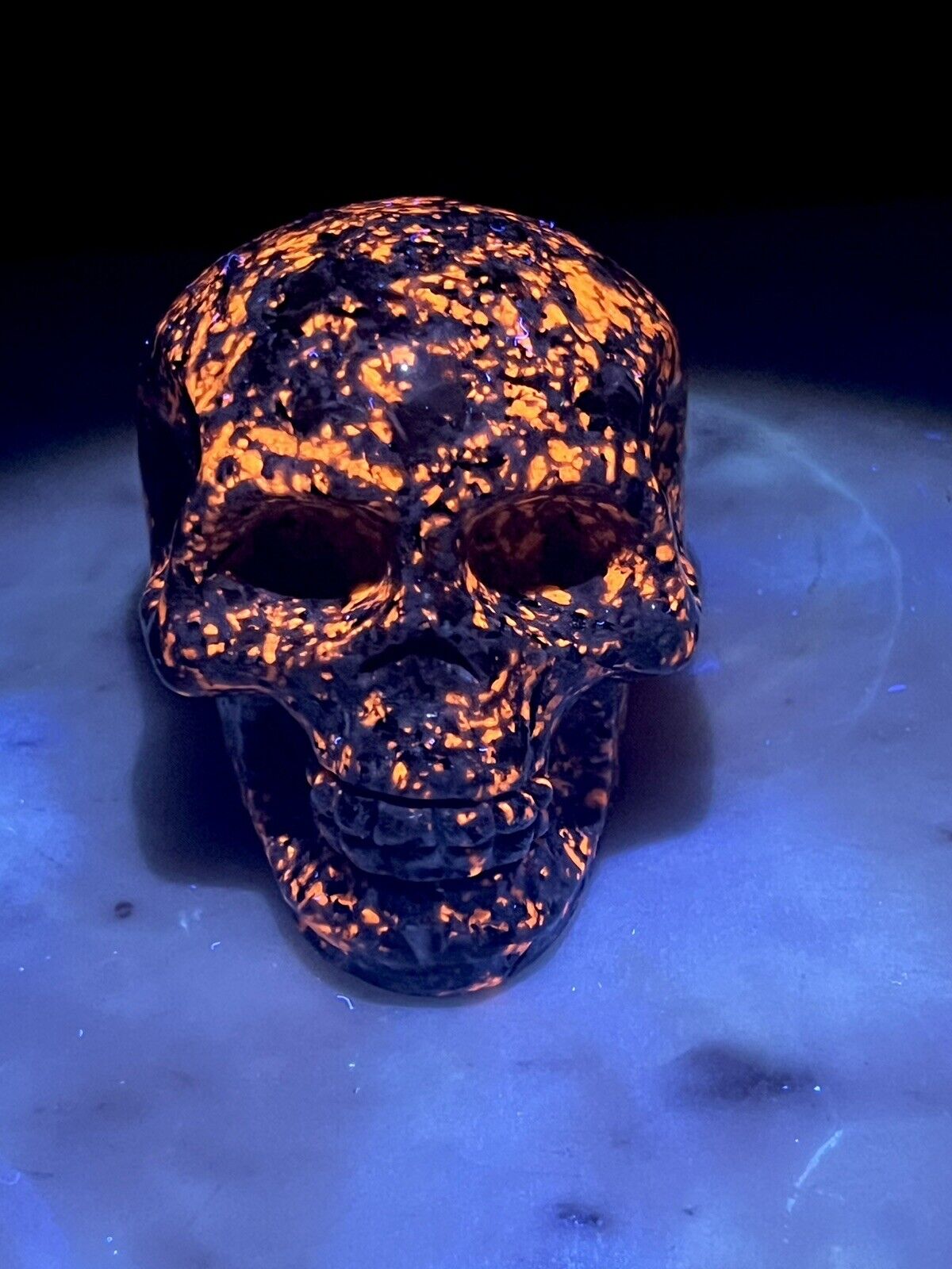 Yooperlite Flame Skull Stone Crystal Carving Decor - Orange UV - 13oz