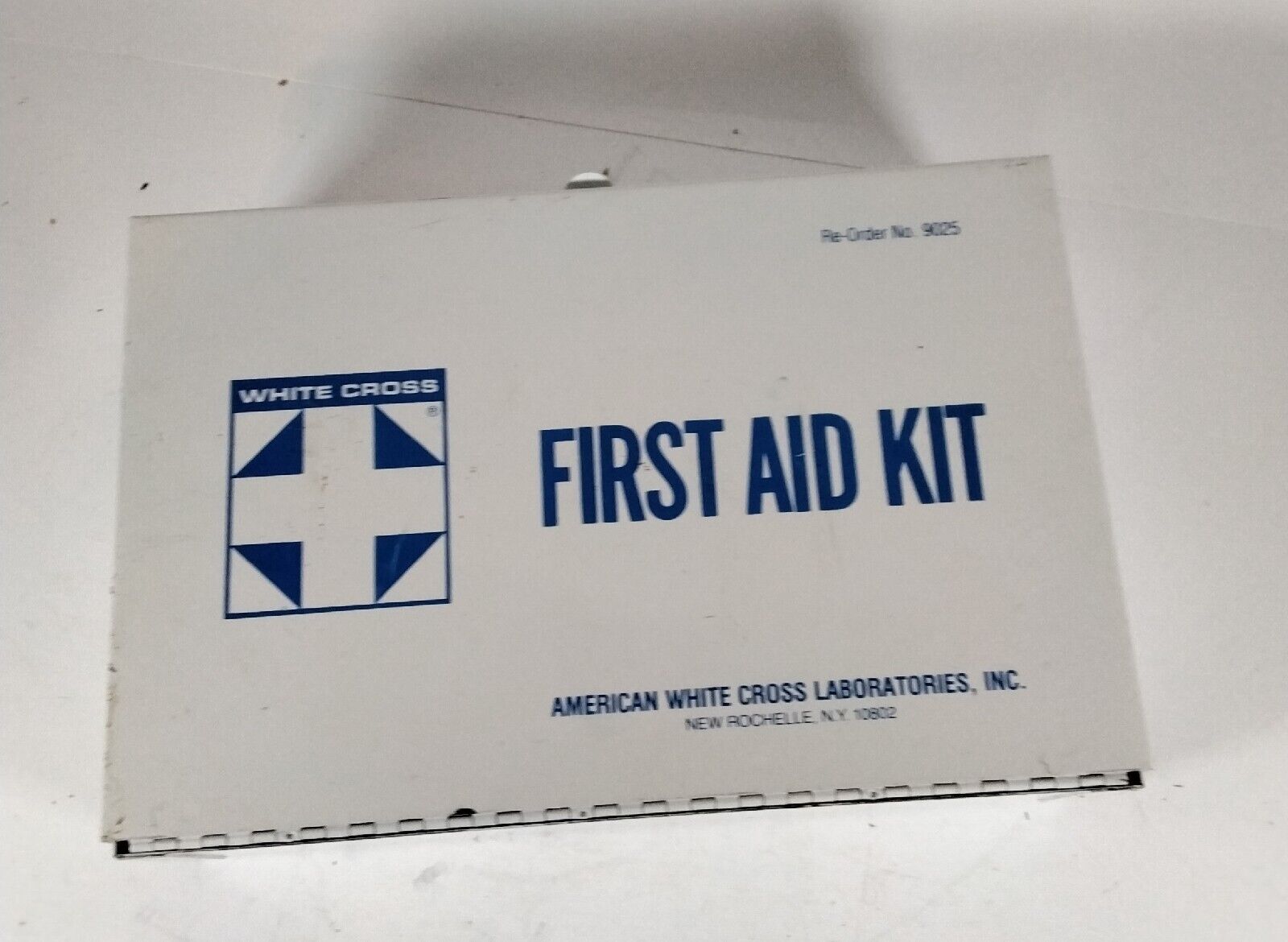 Vintage American White Cross First Aid Kit White Tin Stocked Full Exc