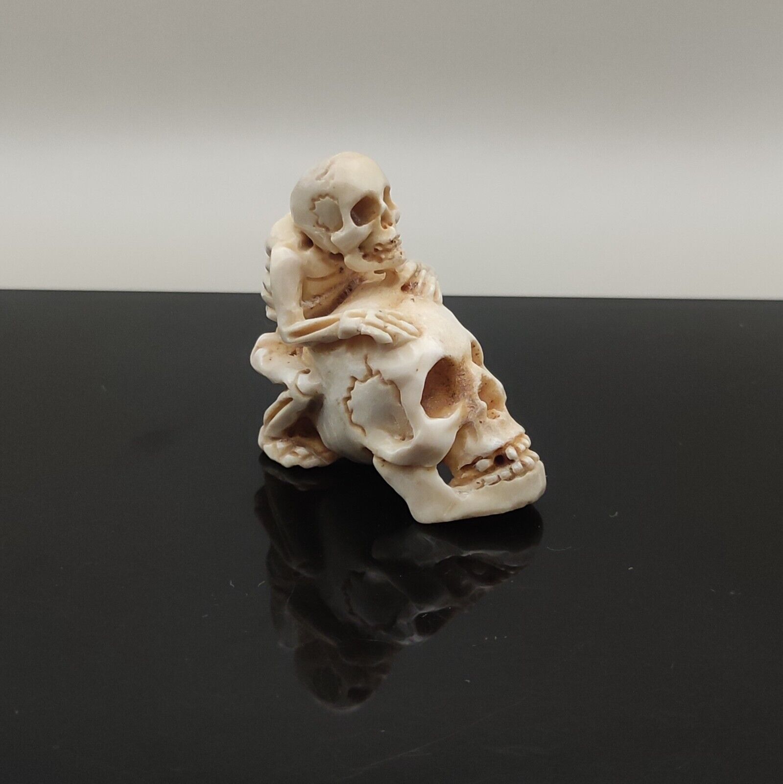Netsuke Skeleton & Skull Contemporary Signed by Artist Antique Japanese Style