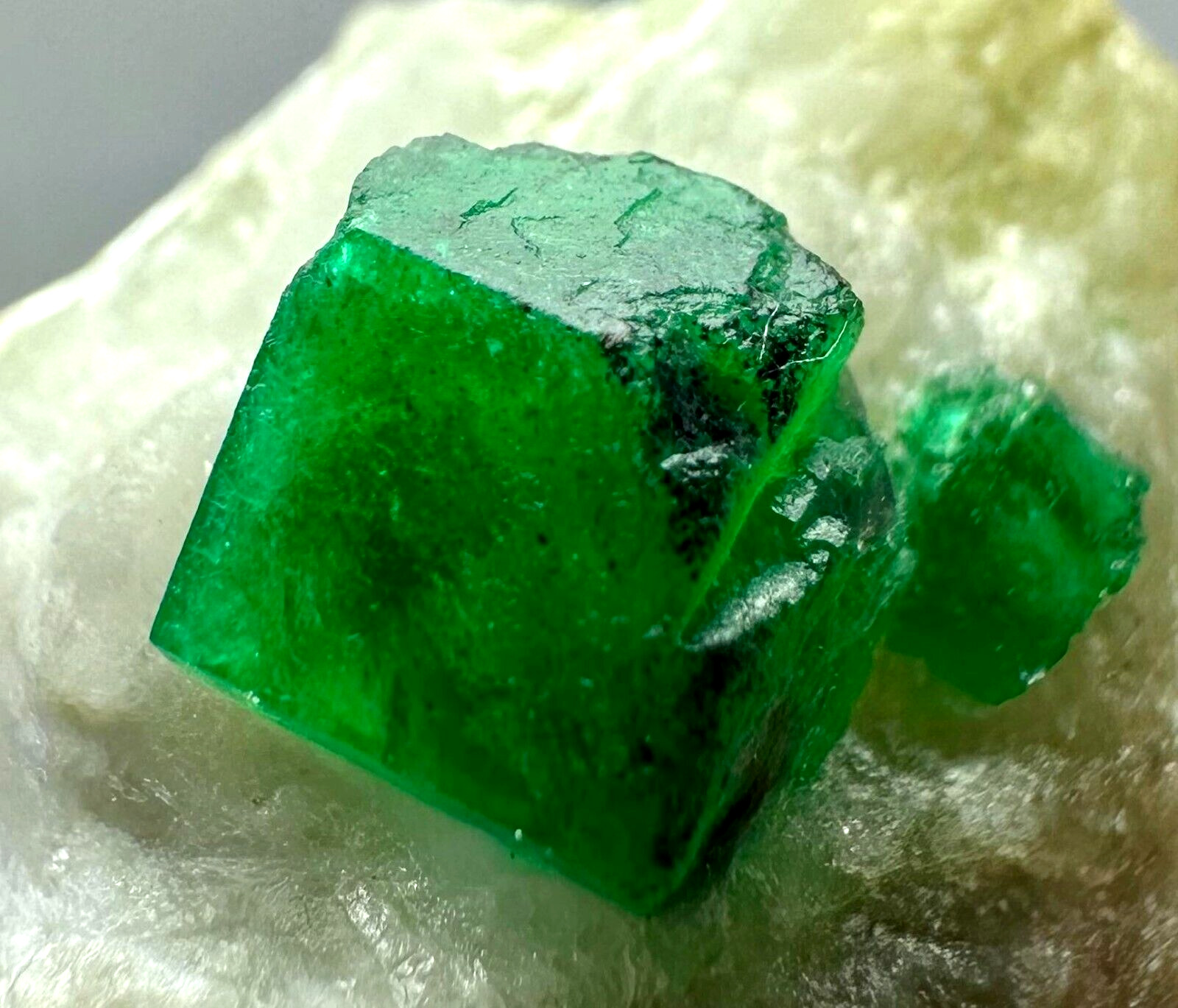 122 Carat Well Terminated Top Green Swat Emerald Crystals On Matrix From @Pak