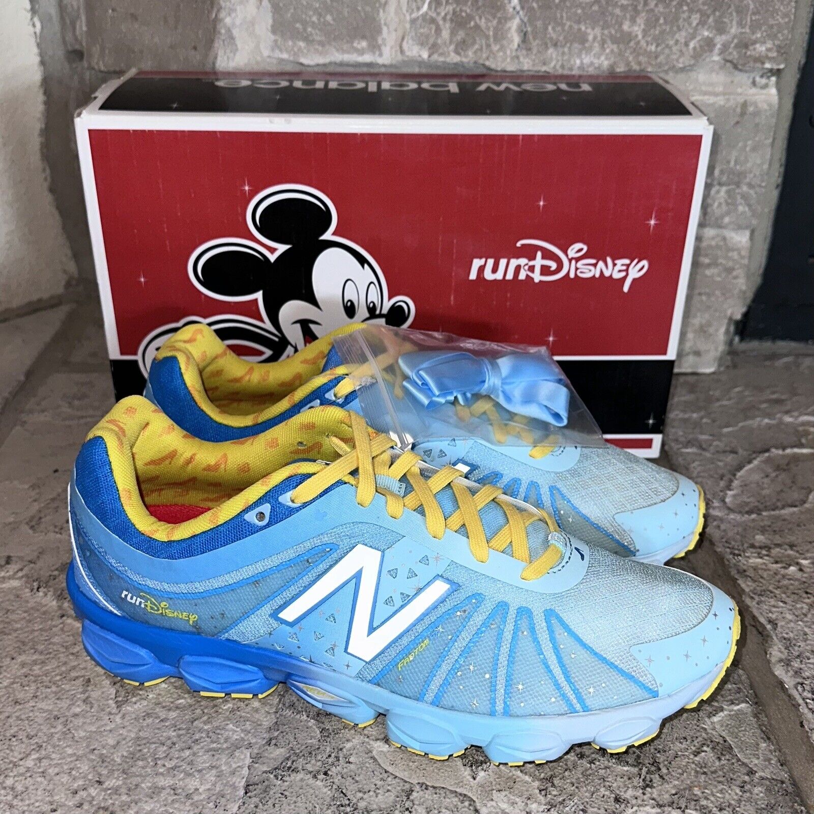 New Balance 890 V4 Run Disney Cinderella 2014 Running Shoes Women’s Size 9