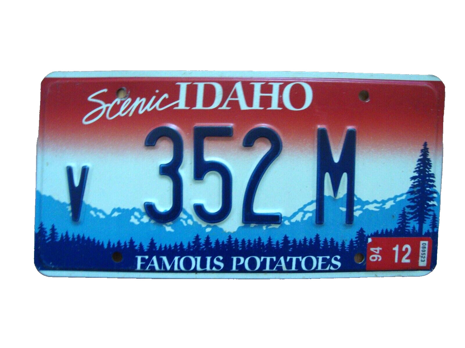 1994 Scenic Idaho famous potatoes license plate in original condition v 352 M
