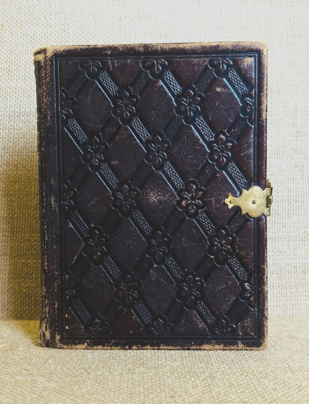 Antique 1800s Leather Photo Album for Photograph Cabinet Cards Empty Holds 24