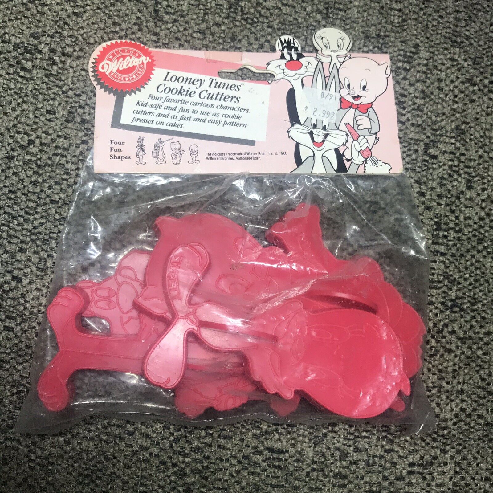 1988 Wilton Looney Tunes Cookie Cutters Bugs Bunny Tweety Sylvester Porky Pig 