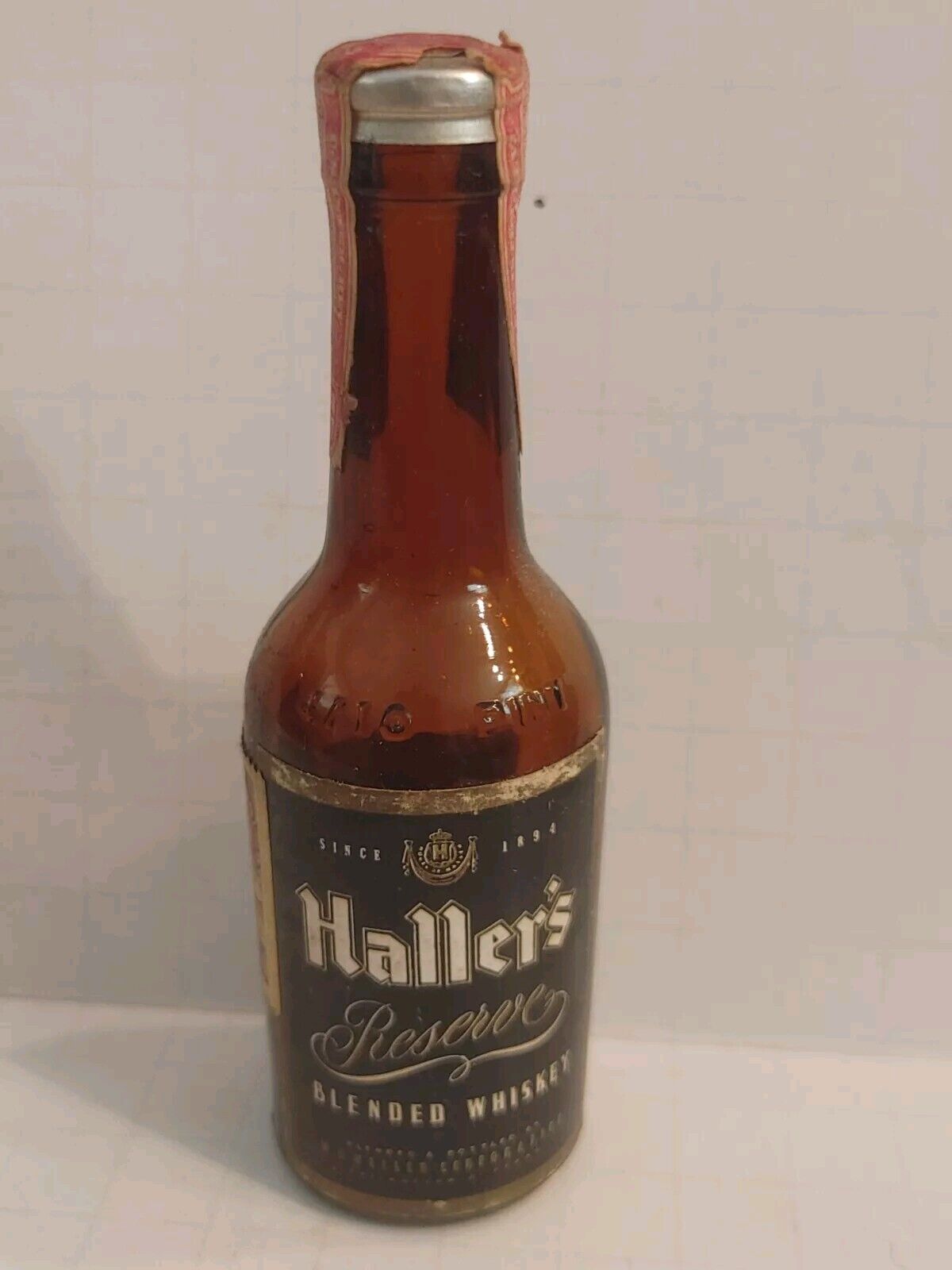 RARE 1940\'s Haller\'s Reserve Miniature Mini Whiskey Empty Glass Bottle Tax Stamp