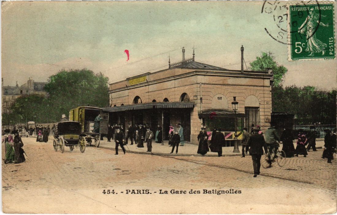 CPA PARIS Gare des Batignolles METROPOLITAN (1244466)
