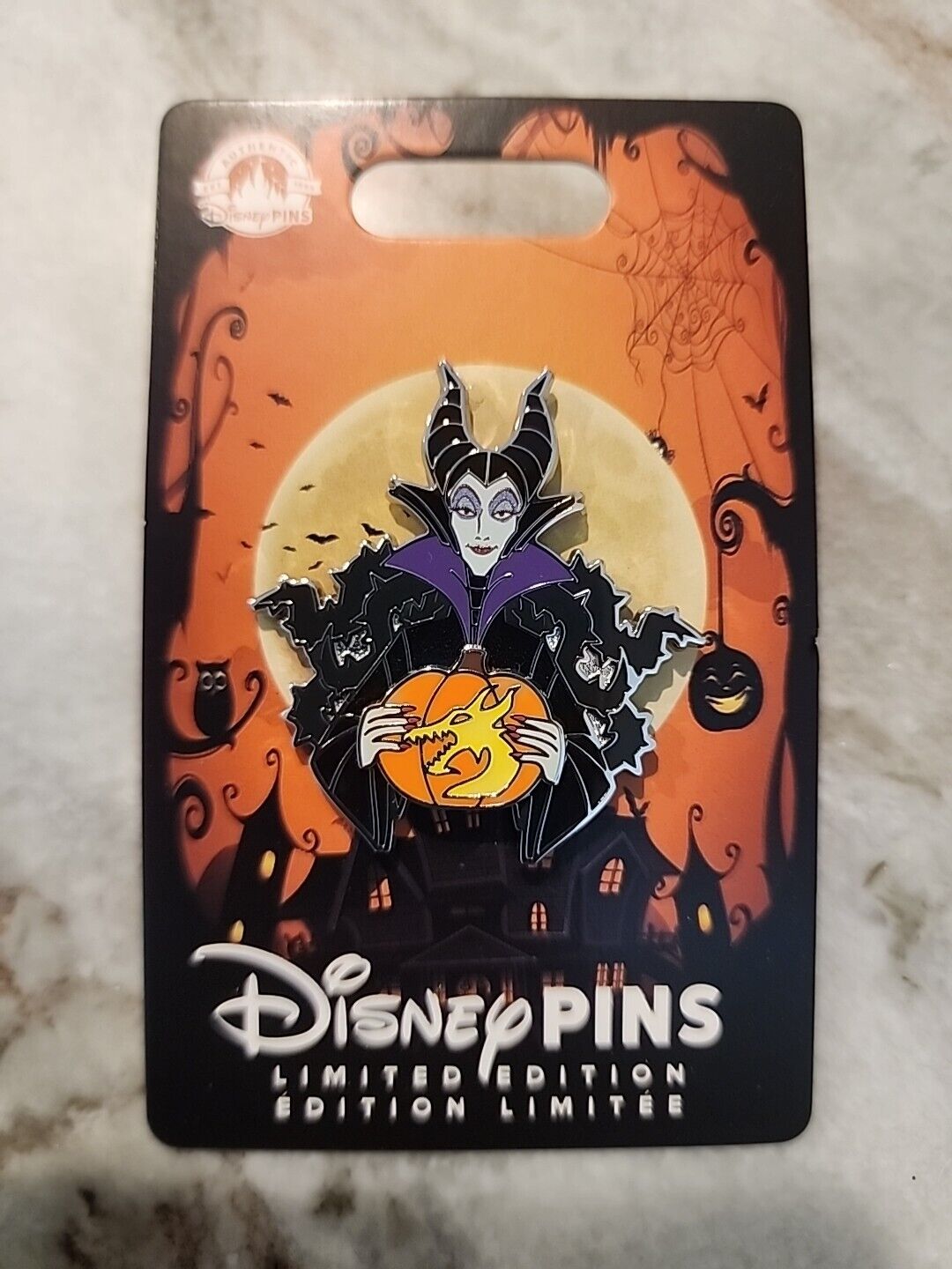 Disney Villains Halloween Pumpkin Sleeping Beauty Dragon MALEFICENT Pin LE New
