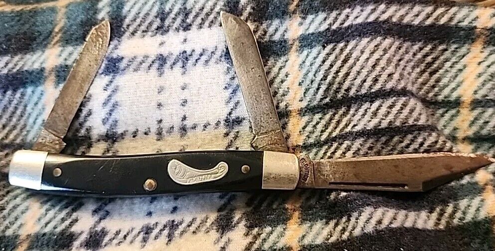 Vintage Imperial Frontier 3 Blade Pocket Knife 4134