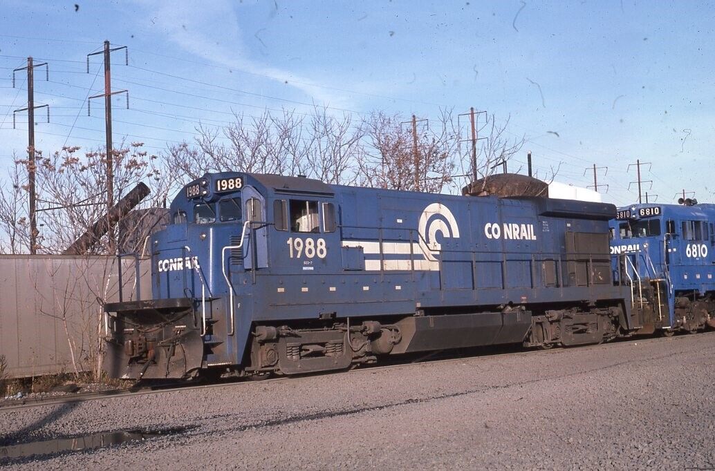 CONRAIL CR 1988 Railroad Train Locomotive Original 1981 Photo Slide