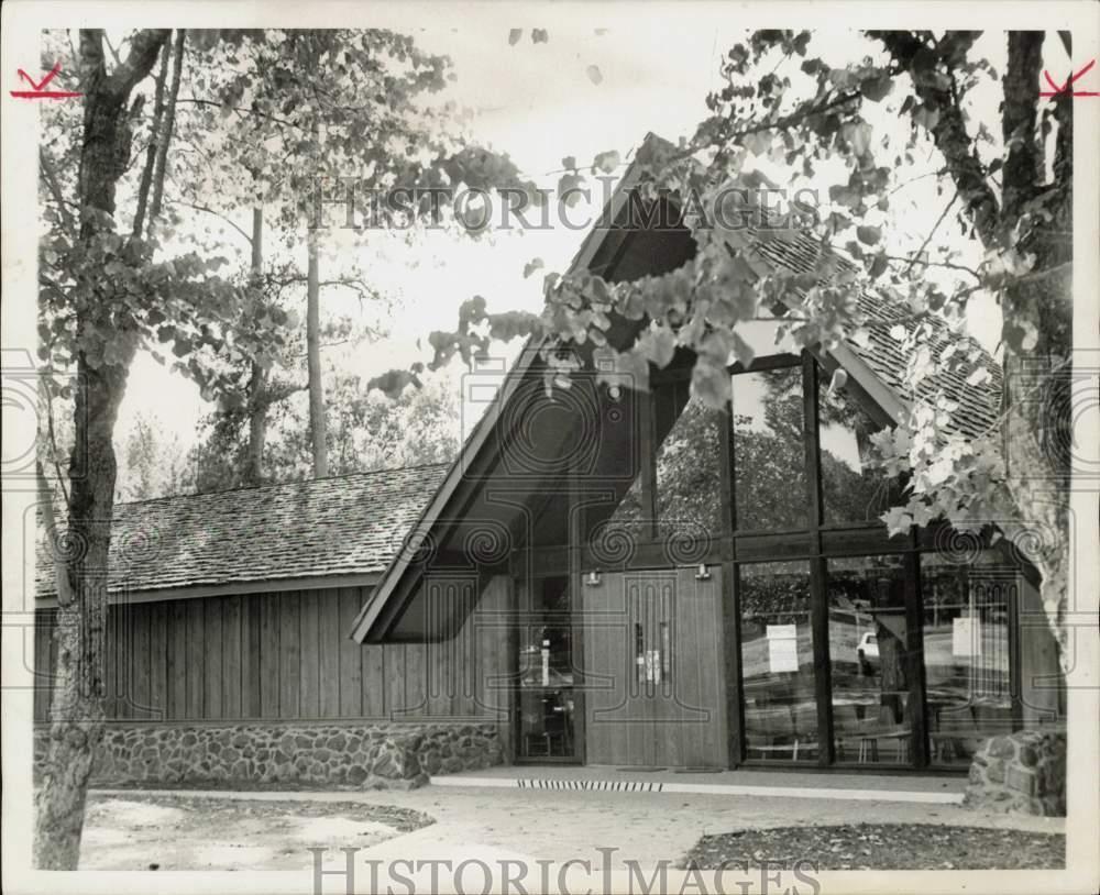 1965 Press Photo Exterior of the Alabama-Coushatta Reservation Museum.
