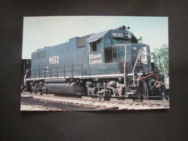 Railfans2 *336) Illinois Central Railroad Locomotive With The New IC Nose Herald