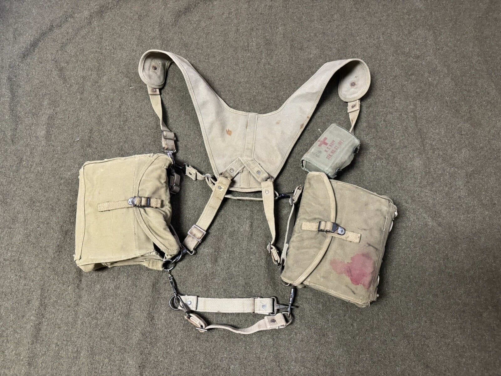 Original WWII U.S. Medical Yoke Medic Bag Set 