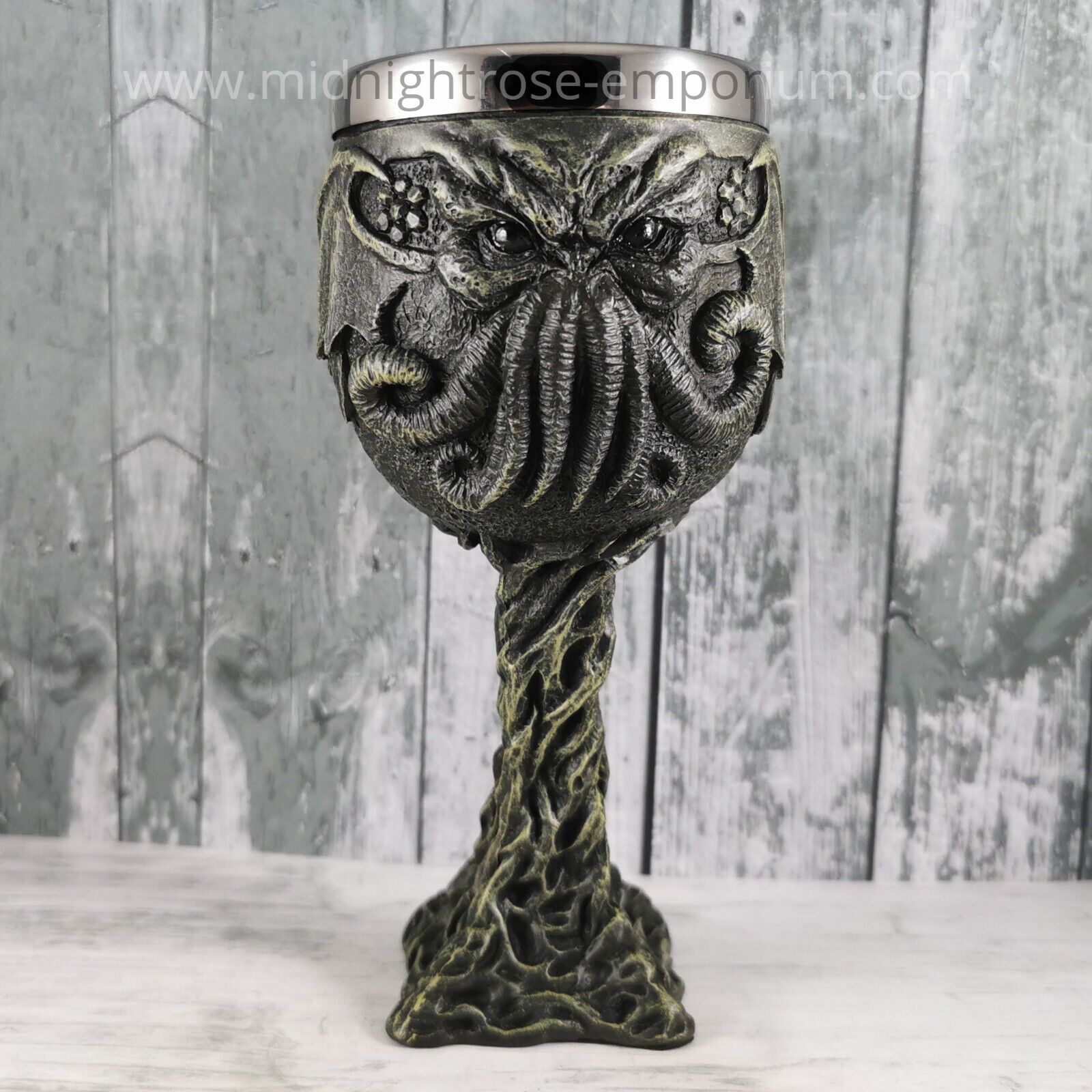 Cthulhu\'s Thirst Goblet Lovecraft Octopus Monster Wine Glass Nemesis Now Horror