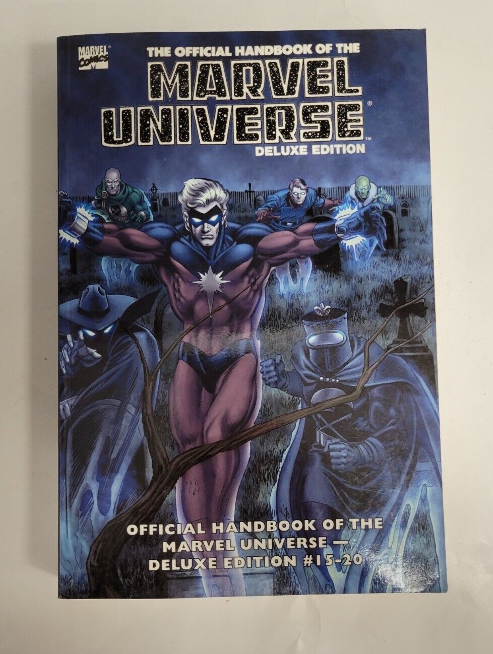 Marvel Essential - OFFICIAL HANDBOOK MARVEL UNIVERSE DELUXE EDITION VOL 3 - TPB