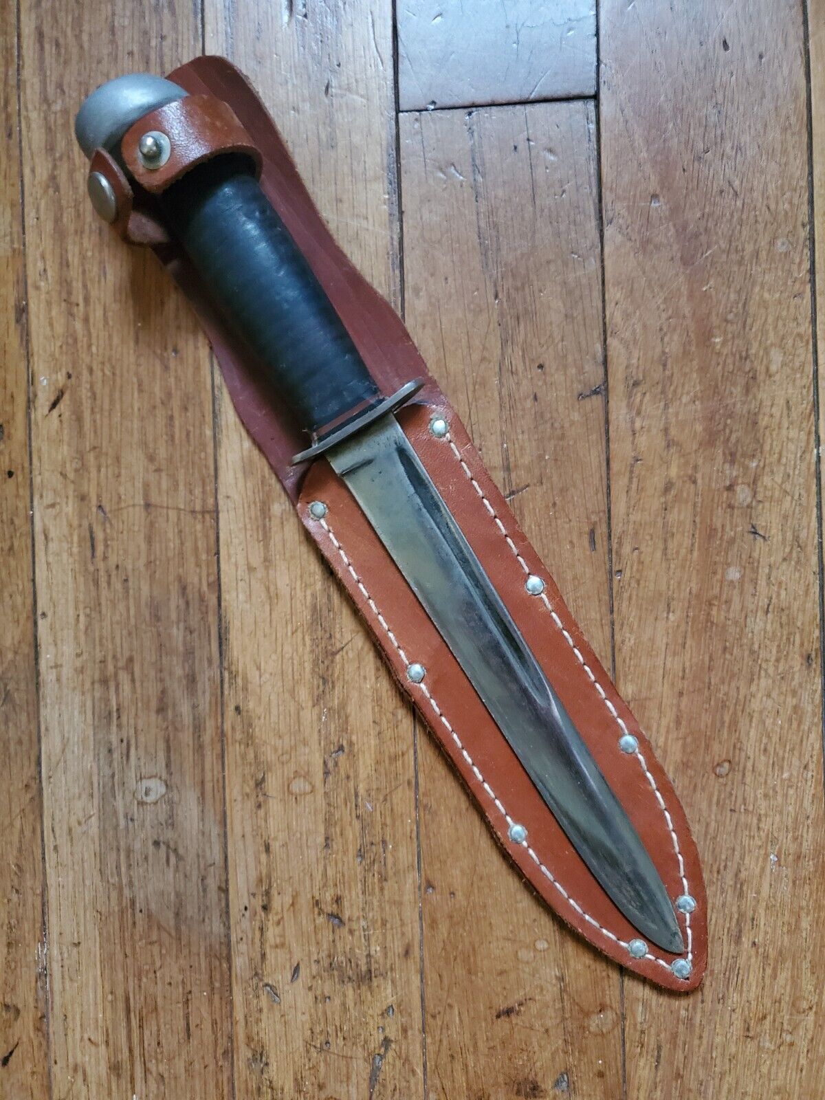 vintage Western Boulder, Colo fixed blade knife & sheath